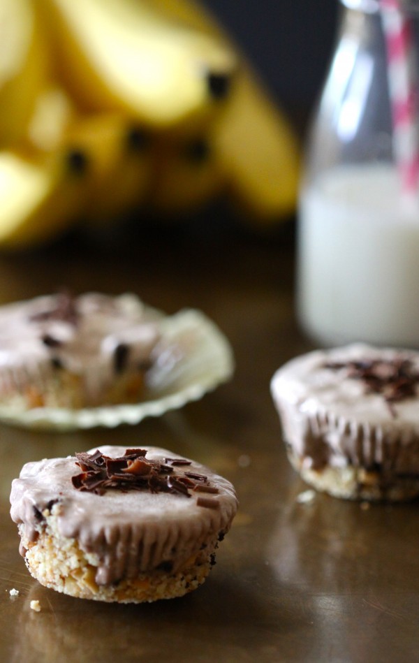 double chocolate frozen banana tarts www.climbinggriermountain.com