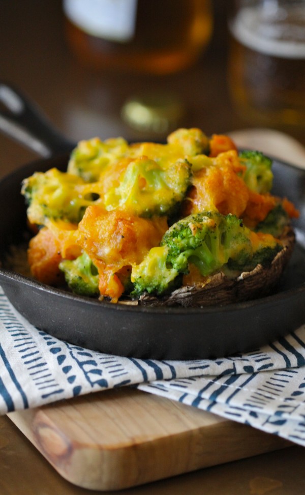 broccoli and cheese tater tot stuffed portobello mushrooms www.climbinggriermountain.com