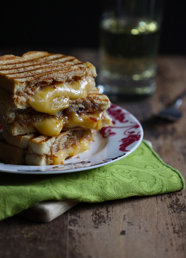 peanut butter and bacon sandwiches with fontina cheese + caramelized onions www.climbinggriermountain.com