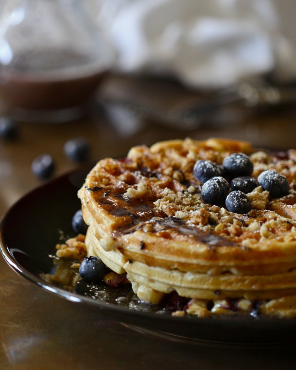 blueberry waffles with brown sugar streusel and blueberry syrup www.climbinggriermountain.com