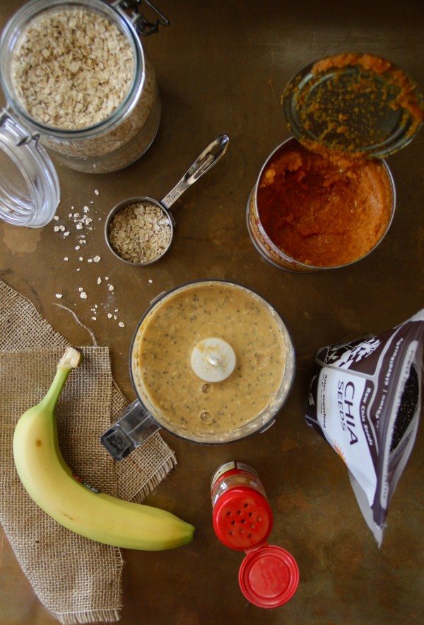 overnight pumpkin breakfast smoothie with brown butter granola + honey www.climbinggriermountain.com