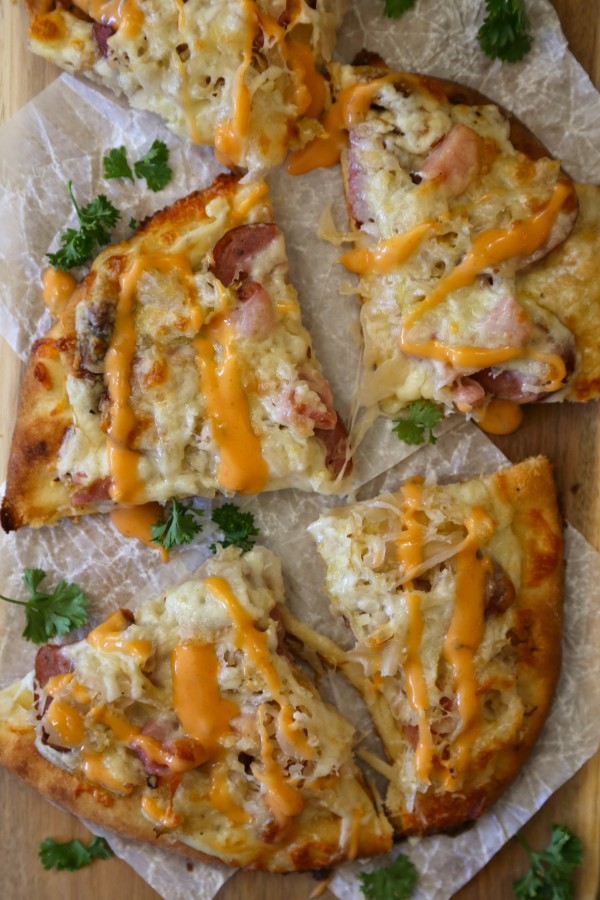 cheesy naan reuben pizzas with thousand island drizzle www.climbinggriermountain.com