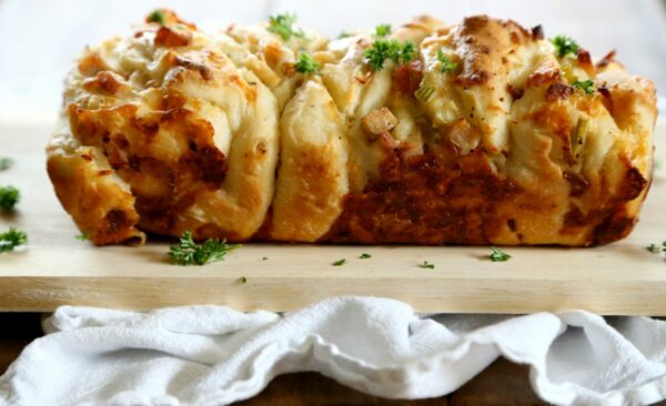 leftover thanksgiving pizza pull-apart bread www.climbinggriermountain.com