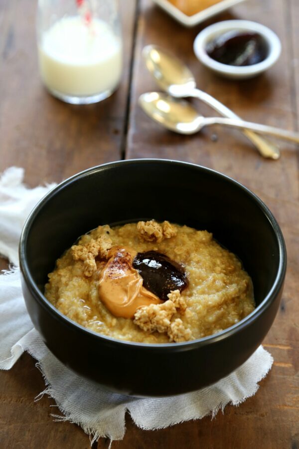 peanut butter and jelly porridge with chunky granola www.climbinggriermountain.com