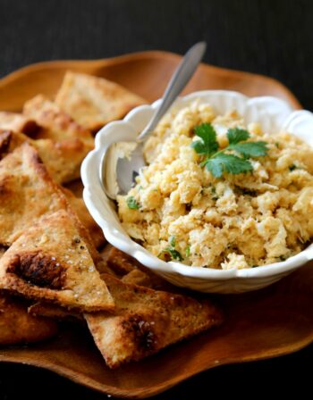 spiced cauliflower spread with naan chips www.climbinggriermountain.com