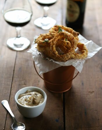 oven fried guinness onion rings with stout gravy www.climbinggriermountain.com