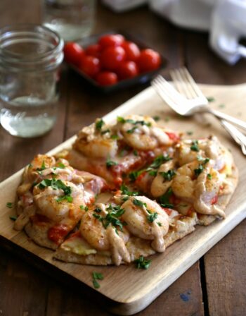 shrimp and grit naan pizza with cajun remoulade sauce www.climbinggriermountain.com