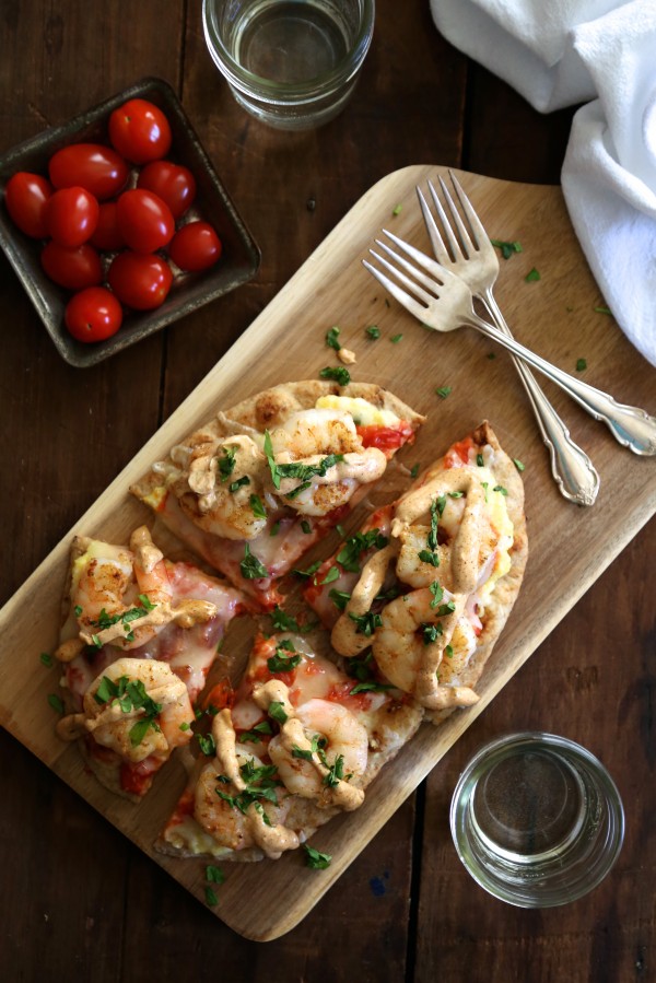 shrimp and grit naan pizza with cajun remoulade sauce www.climbinggriermountain.com