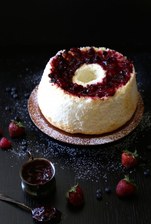 angel food cake with ginger-berry compote www.climbinggriermountain.com