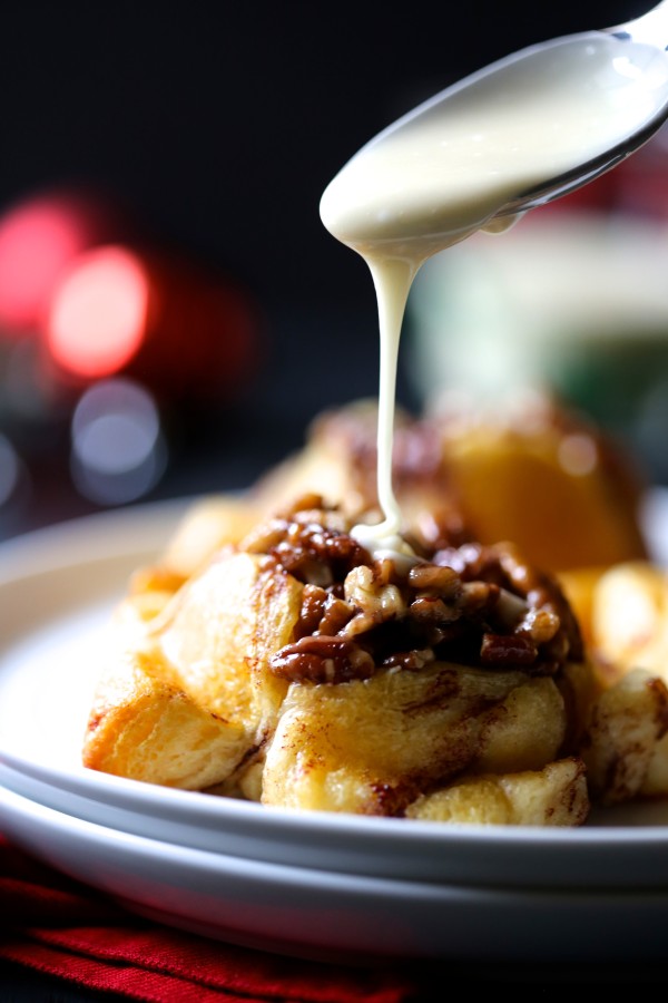 easy mini monkey bread muffins with eggnog icing