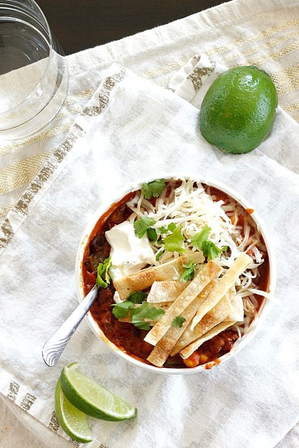 10 Tailgating Approved Chili Recipes www.climbinggriermountain.com