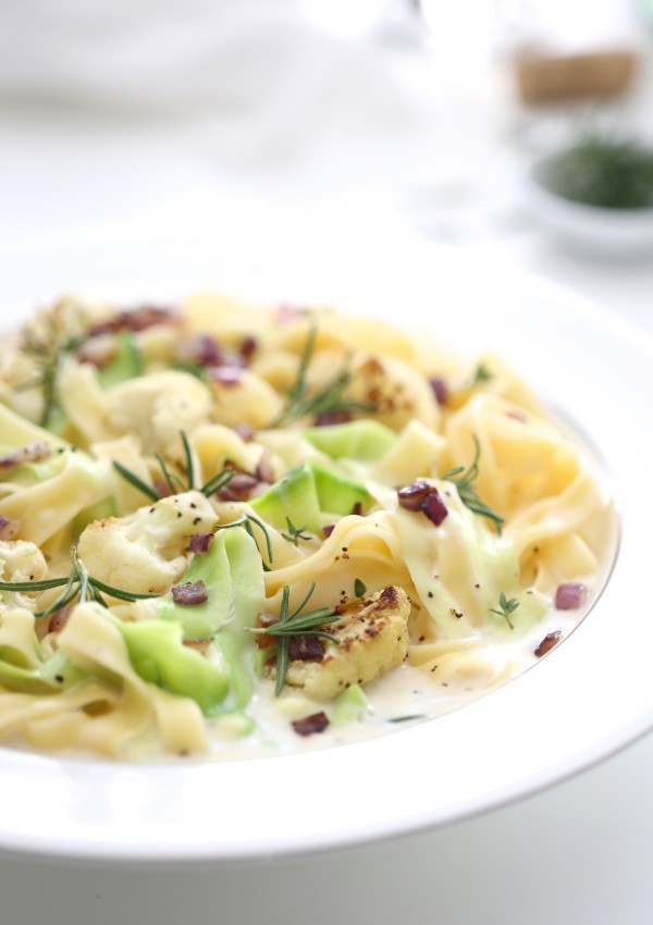 Squash & Roasted Cauliflower Pasta with Rosemary Cream Sauce www.climbinggriermountain.com I