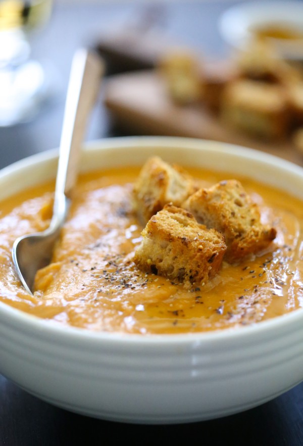 ginger sweet potato soup with toasted curry croutons www.climbinggriermountain.comI