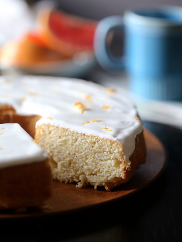 Grapefruit Pound Cake with Ginger Marshmallow Icing www.climbinggriermountain.com I