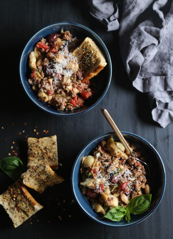 Beef Puttanesca with Garlic Bread www.climbinggriermountain.com