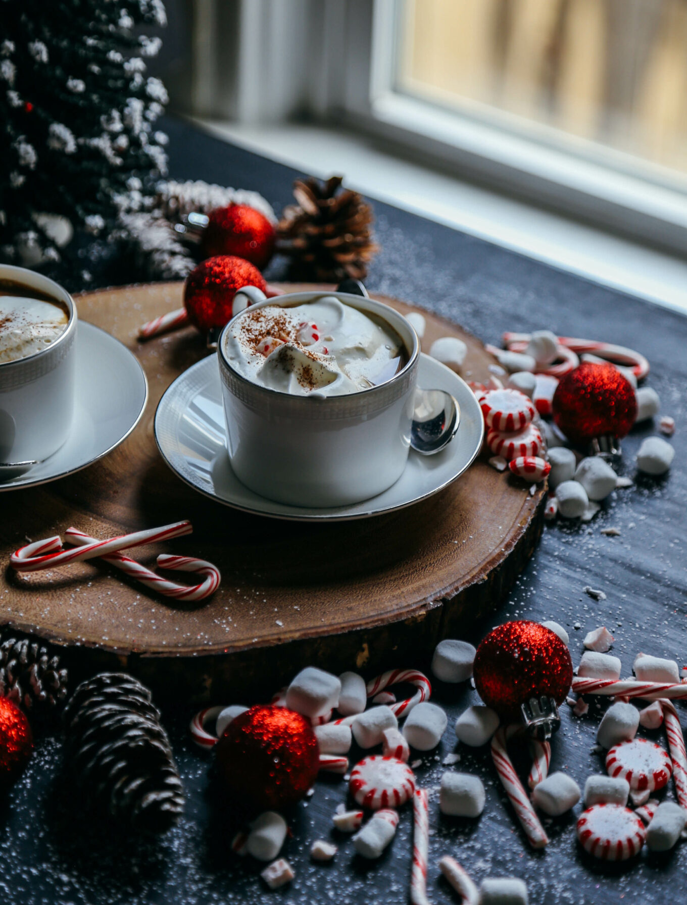 Peppermint White Chocolate Latte - The Curious Plate
