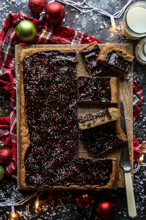 Peppermint Chocolate Chip Cookie Bars