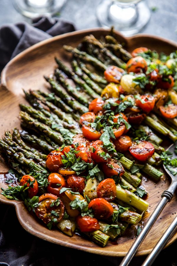 caprese roasted asparagus