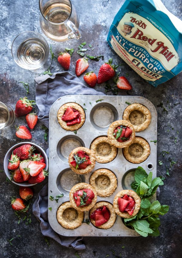 Rosé Strawberry Cookie Crisp Cups