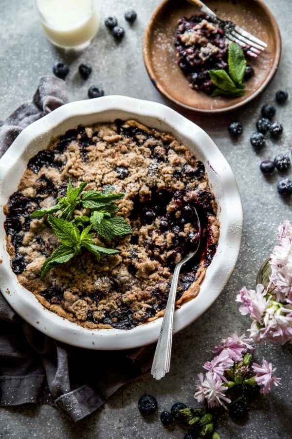 Cardamon Blueberry Crumble Pie