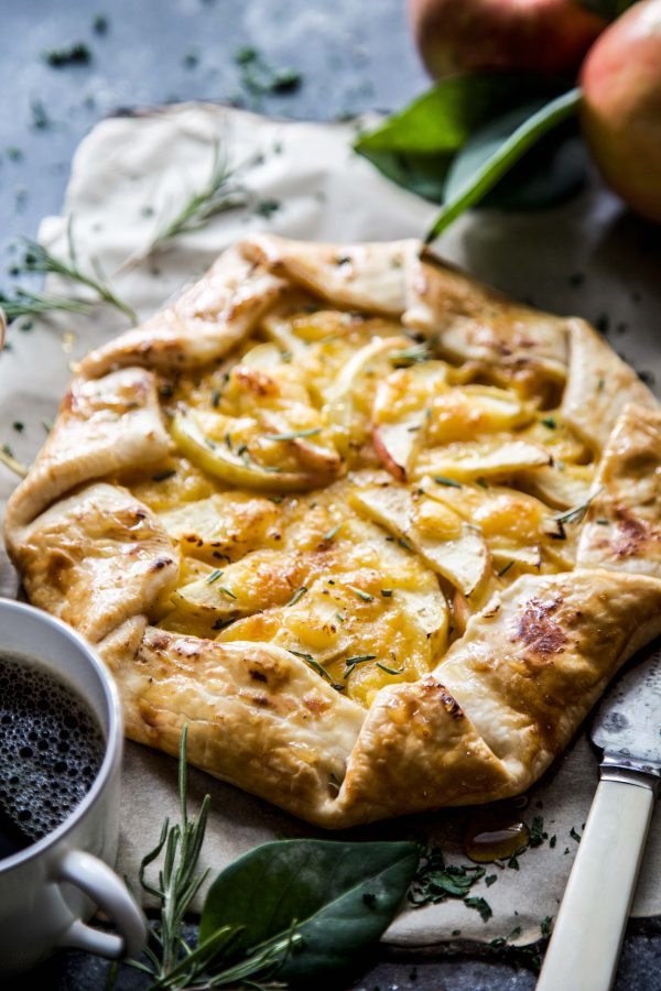 Honeycrisp Tart with Cheddar & Rosemary Honey - The Curious Plate