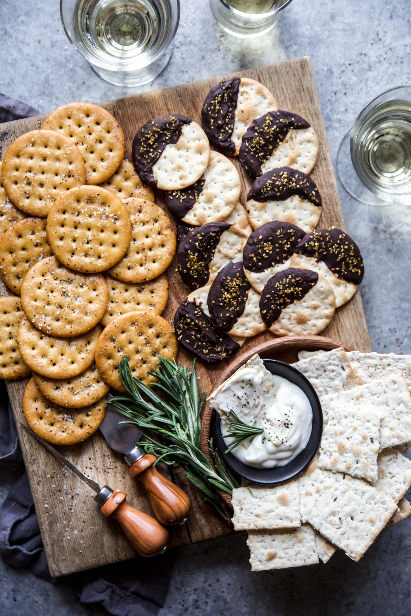 Holiday Crackers: 3 Ways! - The Curious Plate