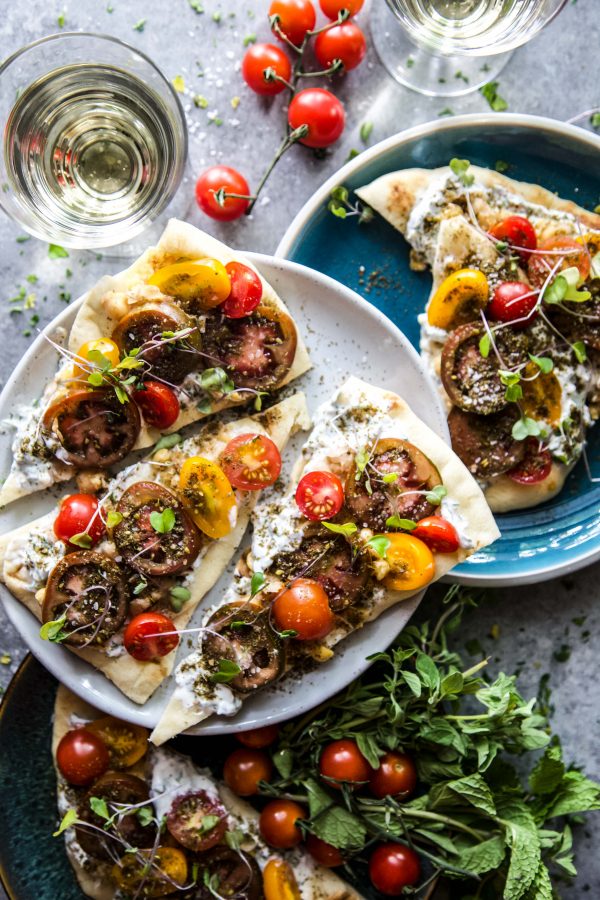 Za'atar Spiced Tomatoes & Chickpea Flatbread www.climbinggriermountain.com