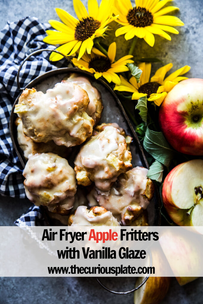 air fryer apple fritters with vanila glaze thecuriousplate.com.