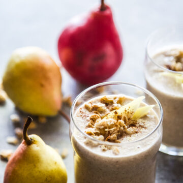 Ginger Pear Oat Smoothie www.thecuriousplate.com.jpg