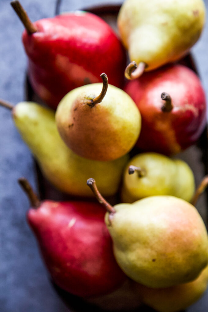 USA pears on a table