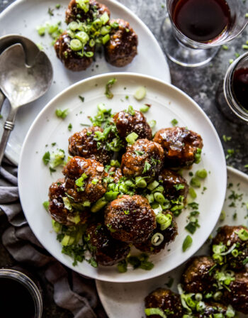 apple glazed beef meatballs www.thecuriousplate.com.