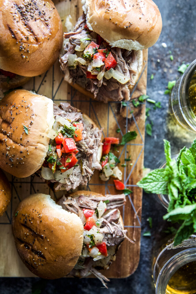 slow cooker shredded lamb sliders with pepper relish www.thecuriousplate.com