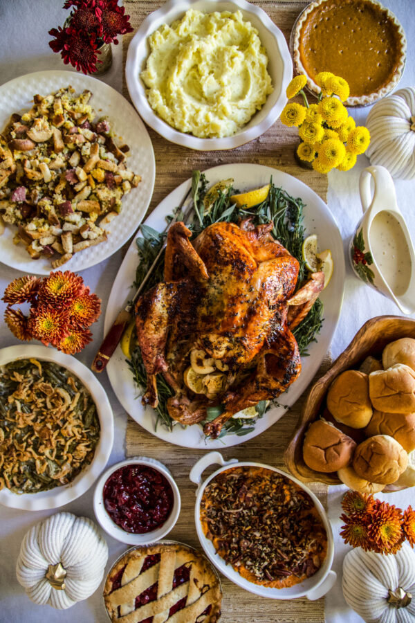 Easy Guide to Hosting Thanksgiving