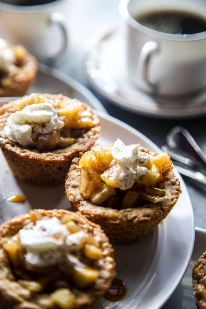 apple pie cookie cups www.thecuriousplate.com