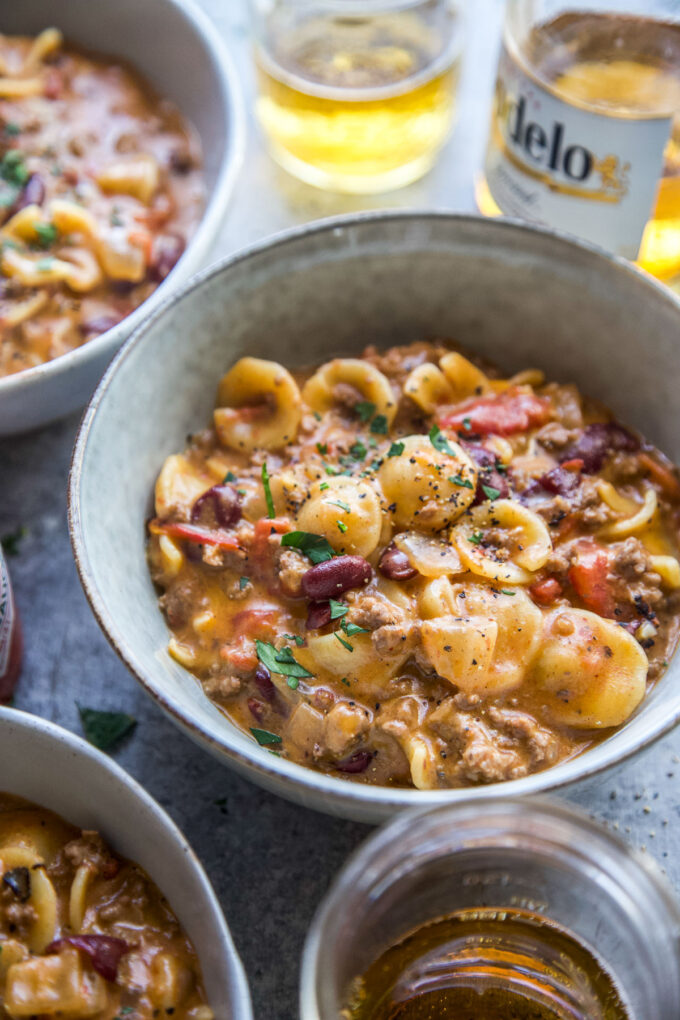 One-Pot Chili Mac & Cheese www.thecuriousplate.com.