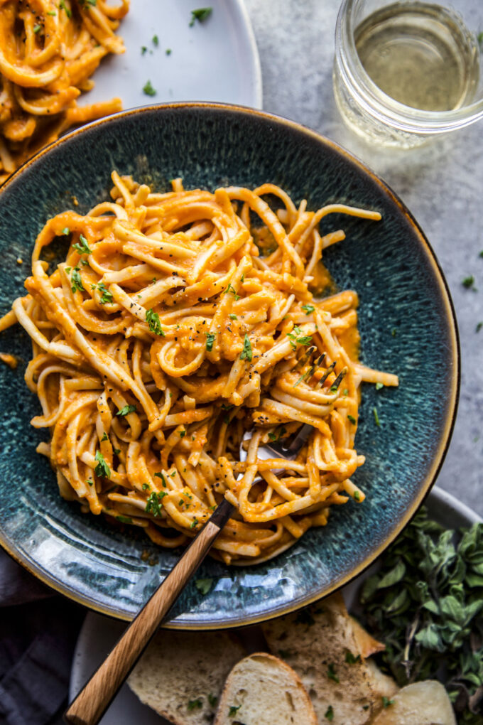 chipotle chickpea pasta www.thecuriousplate.com