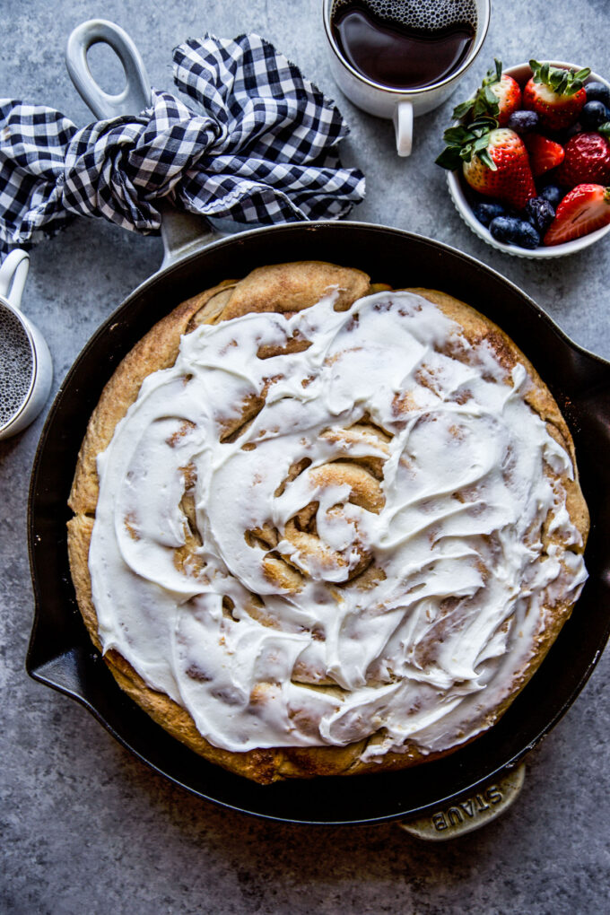 Giant Skillet Cinnamon Roll - Sprinkle Bakes