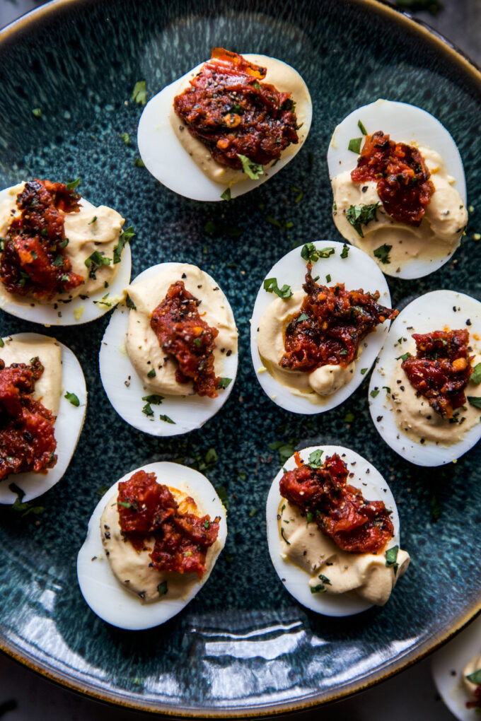 Easy Shakshuka Deviled Eggs 