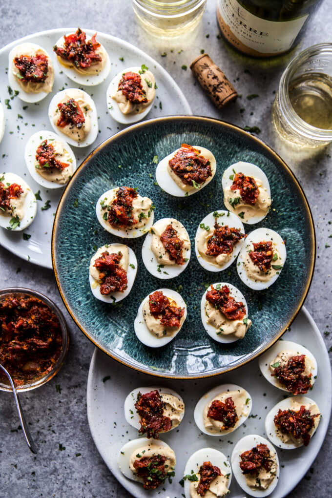 Easy Shakshuka Deviled Eggs 