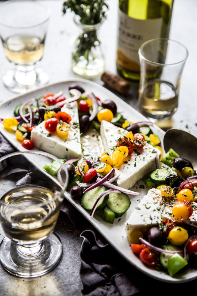 15 MInute Greek Feta Salad www.thecuriousplate.com