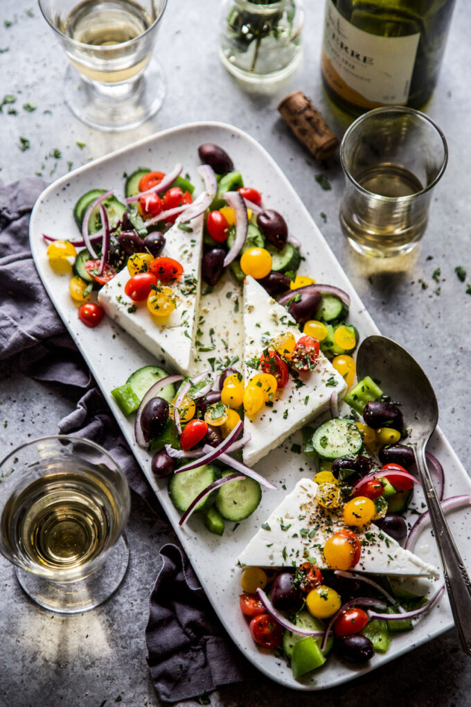 15 MInute Greek Feta Salad www.thecuriousplate.com