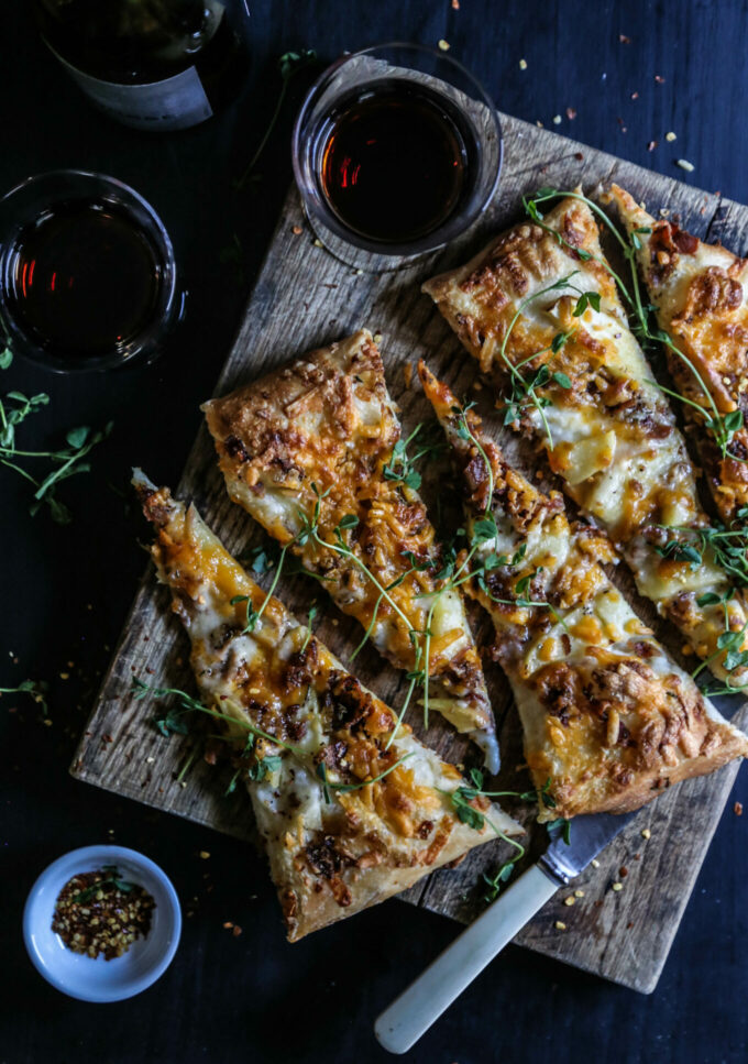 Apple Cheddar Rosemary Pizza