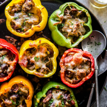 easy chili cheese stuffed peppers www.thecuriousplate.com.