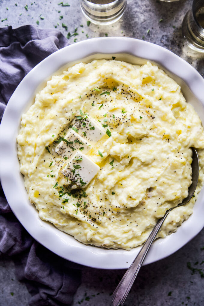 ultimate classic mashed potatoes www.thecuriousplate.com