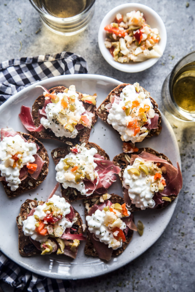 Cottage Cheese Cracker Bites