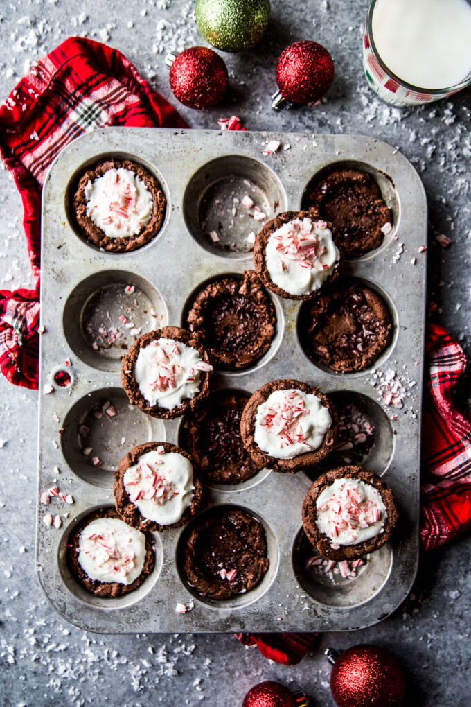 Chocolate Cookie Cups with Whipped Peppermint Cream www.thecuriousplate.com