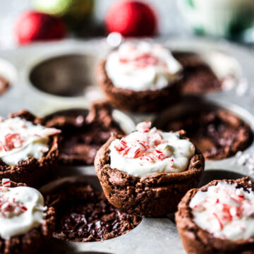 Chocolate Cookie Cups with Whipped Peppermint Cream www.thecuriousplate.com