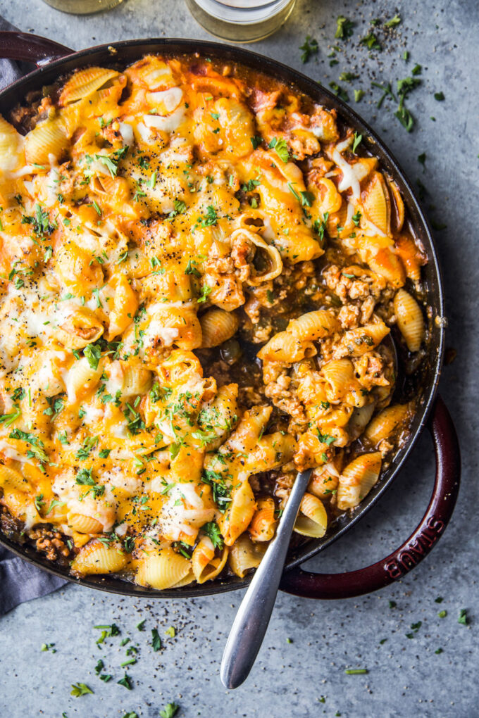 Buffalo Chicken Chili Pasta Skillet